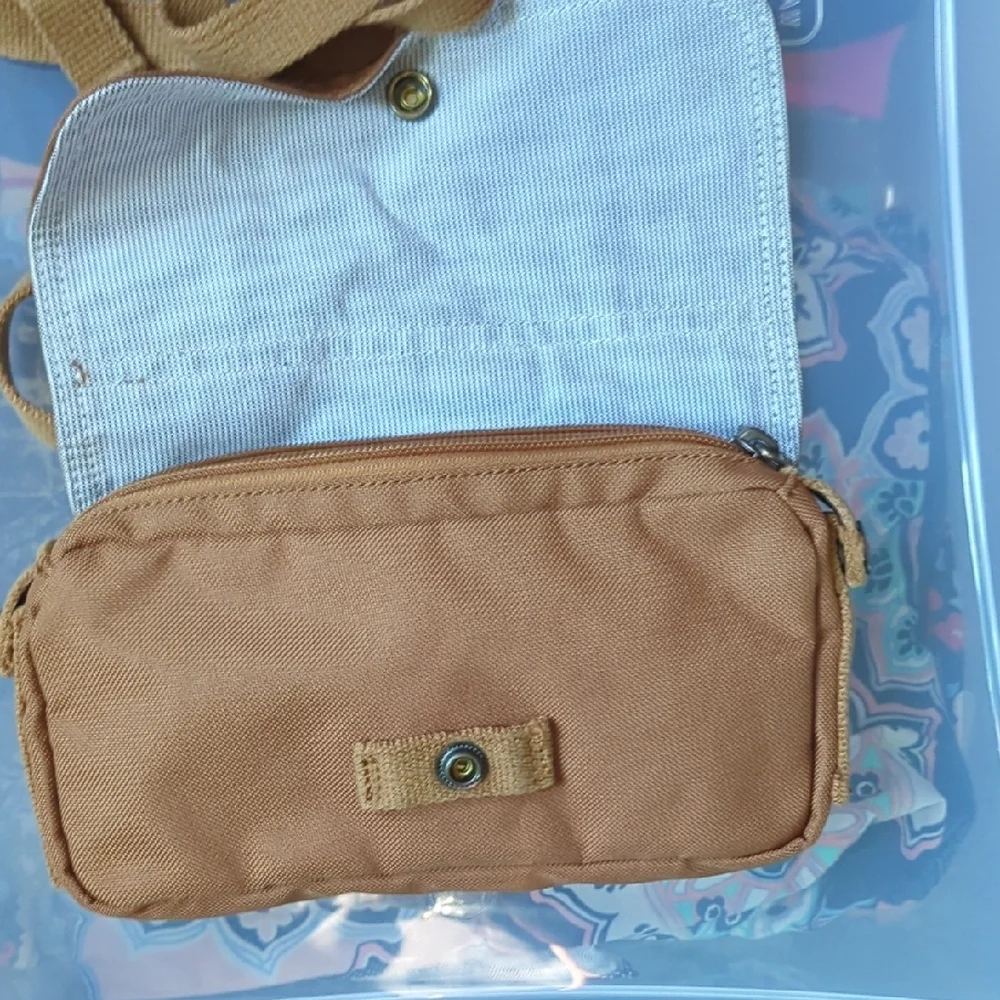 Carhartt Brown Crossbody Pouch - Picture 3 of 4